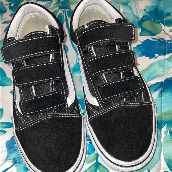 Classic strap vans size 6.5 women’s - Picture 1 of 4